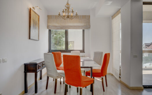 Space, light, and comfort for your family. FIRST RENTAL.