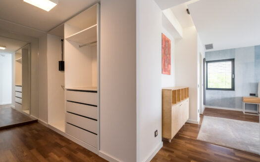 Experience Exclusive Living in Iancu Nicolae. 10 min. to International Schools.